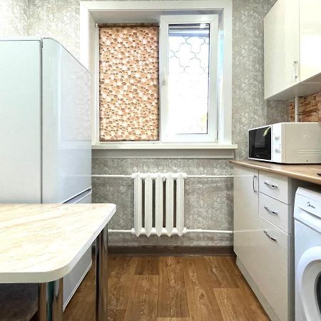 פטרופבלובסק Абая 68 Квартира В Центре, 4 Спальных Места מראה חיצוני תמונה